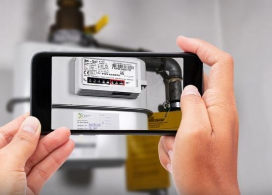 Чоловік 18 років сплачував чужі рахунки за комунальні послуги