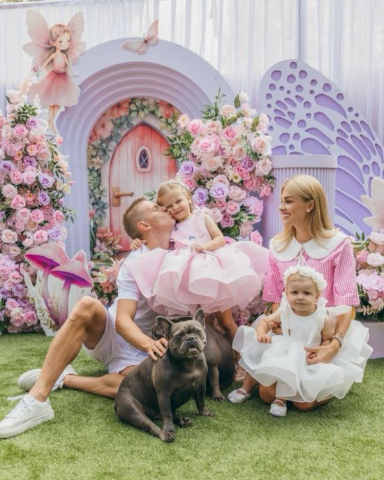 Дружина Зінченка показала їхню 3-річну донечку та як вони розкішно відсвяткували її день народження