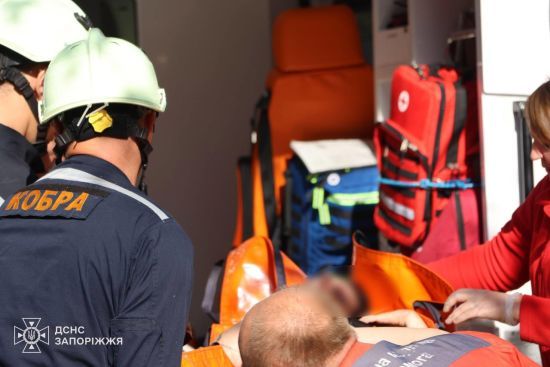 Кількість постраждалих внаслідок обстрілу Запоріжжя зросла (фото)