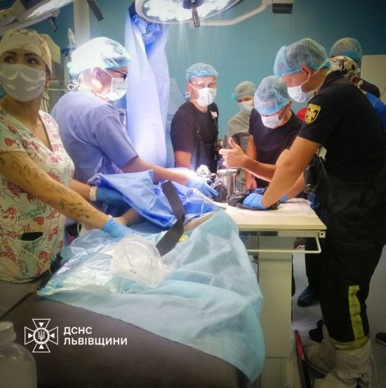 У Львові 3-річний хлопчик засунув руку в електром’ясорубку