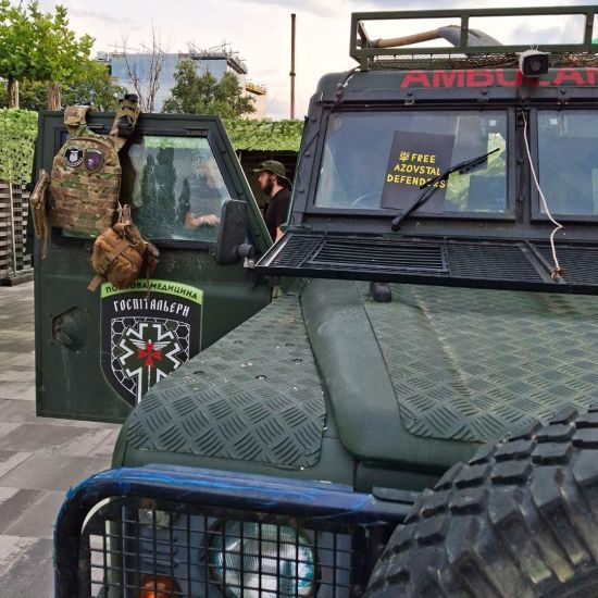 Азартні ігри і подорожі Європою: колишню госпітальєрку підозрюють у крадіжці донатів