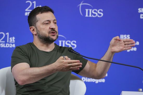 Курська операція: Зеленський повідомив, скільки військ і звідки перекинула туди РФ