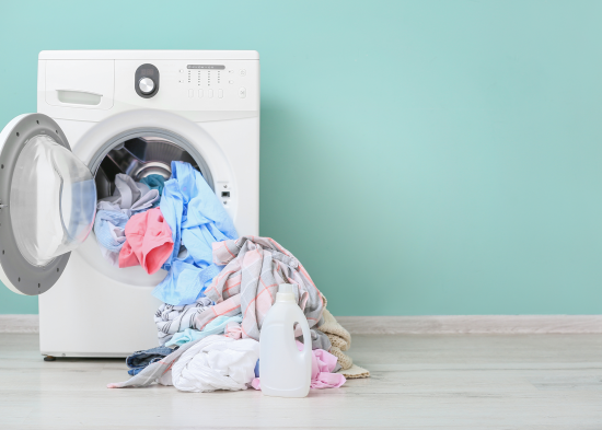 Зіпсуєте техніку і одяг: які речі категорично не можна класти до пральної машини Зіпсуєте техніку і одяг: які речі категорично не можна класти до пральної машини
