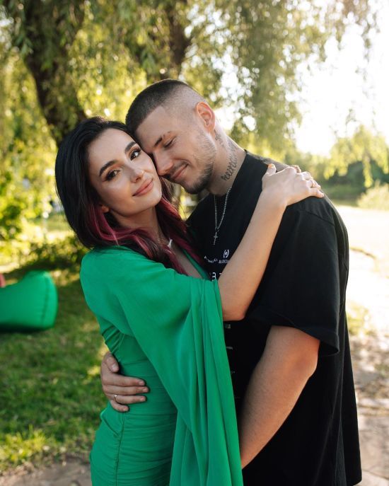 Анна Трінчер помирилися з колишнім чоловіком Волошиним: "Почалося багато змін"