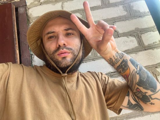 Зірка "Ліги сміху" Розовий відповів, чи зможе ходити і чим займатиметься після одужання