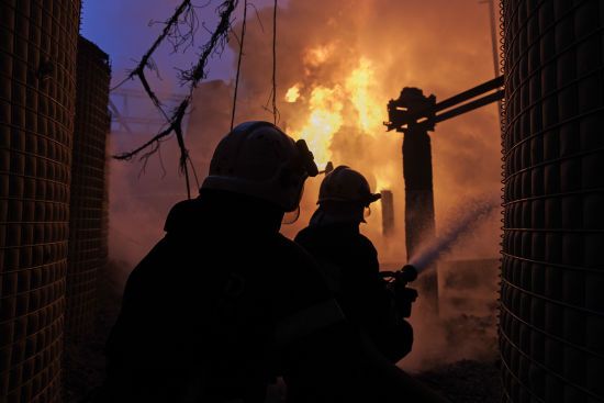 У двох областях України запровадили аварійні графіки відключення світла
