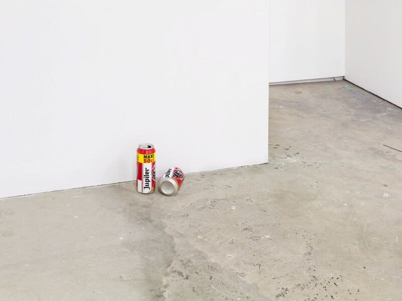 Співробітник музею в перший день роботи викинув витвір мистецтва, переплутавши його зі сміттям Співробітник музею в перший день роботи викинув витвір мистецтва, переплутавши його зі сміттям