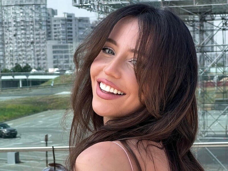 "Сваритися треба більше". Дорофєєва розповіла, як завдяки конфліктам із Кацуріним вона пише хіти "Сваритися треба більше". Дорофєєва розповіла, як завдяки конфліктам із Кацуріним вона пише хіти