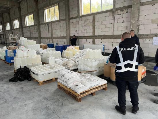 В Україні ліквідували масштабний наркокартель: працював у 20 регіонах країни (фото)