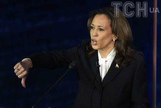 Путін "сидітиме в Києві": Гарріс зробила заяву про роль Трампа у вирішенні війни