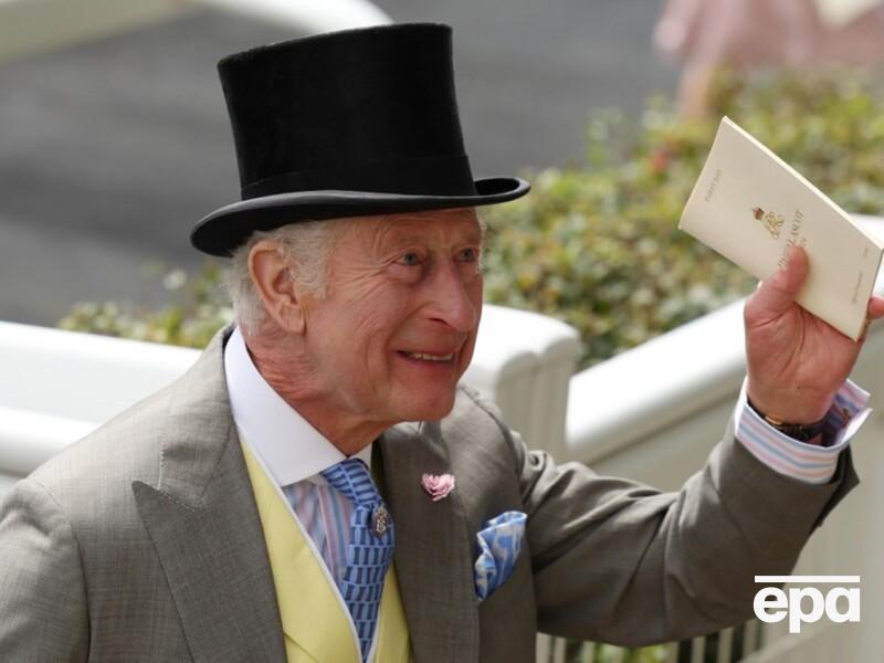 Син королеви Камілли розсекретив "миле прізвисько", яким її онуки називають Чарльза III під час спілкування Син королеви Камілли розсекретив "миле прізвисько", яким її онуки називають Чарльза III під час спілкування