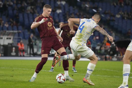 Гол Довбика приніс "Ромі" непросту перемогу над "Динамо" в Лізі Європи (відео)