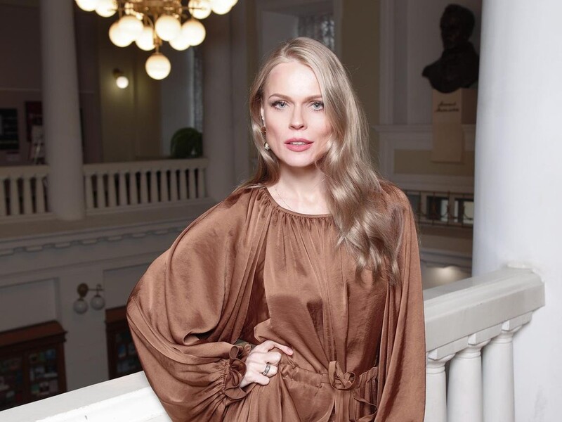 "Подумають, що ви економна версія". Фреймут дала поради для першого побачення