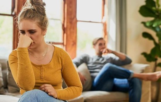 Він вас більше не кохає: психологиня назвала 10 головних ознак