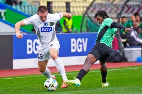 "Полісся" обіграло "Ворсклу" та піднялося на перше місце в УПЛ (відео)