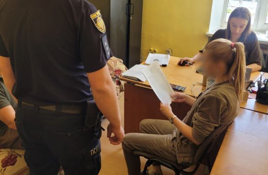 У Львові псевдолікарка видурила у 95-річної жінки значну суму грошей