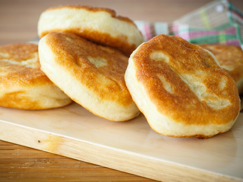 Цьому тісту не потрібно підходити. Універсальний рецепт смажених пиріжків Цьому тісту не потрібно підходити. Універсальний рецепт смажених пиріжків