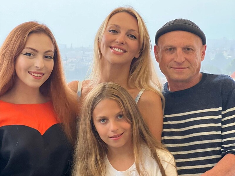 "Це дуже ранить". Полякова розповіла, які слова молодшої дочки її "образили і знецінили" "Це дуже ранить". Полякова розповіла, які слова молодшої дочки її "образили і знецінили"