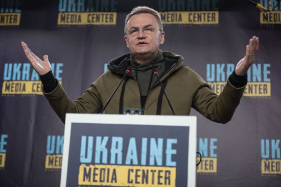 Садовий про перемовини з РФ: "Треба думати про життя людей, бо вічна тільки смерть"