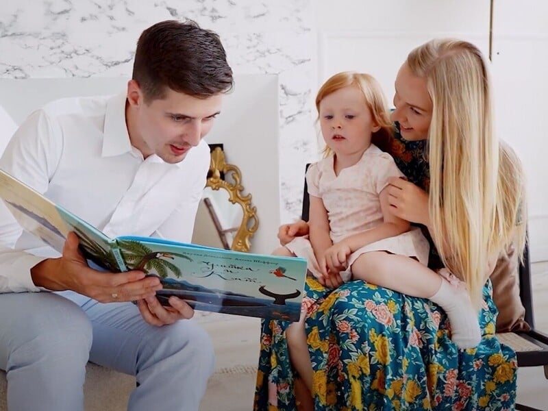 Як створити патронатну сім'ю і стати вихователем. Поради й особистий досвід у серії відео від Фонду Ріната Ахметова Як створити патронатну сім'ю і стати вихователем. Поради й особистий досвід у серії відео від Фонду Ріната Ахметова