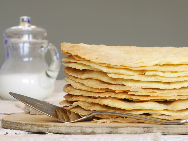 "Натрапила на чудо-рецепт "Наполеона". Як приготувати коржі без духовки