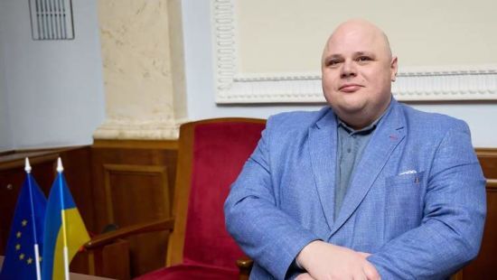 Брат голови Верховної Ради задекларував 103 тис. грн пенсії