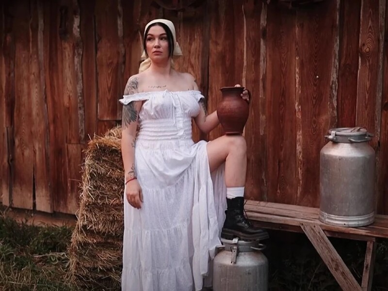 "Це історія кожної незламної жінки". Приходько презентувала кліп "На вітрах". Відео "Це історія кожної незламної жінки". Приходько презентувала кліп "На вітрах". Відео