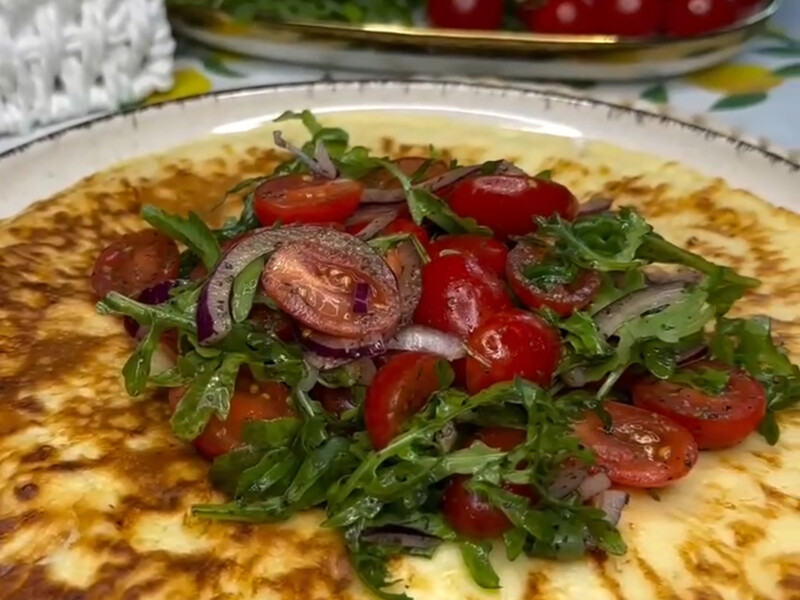 Зробіть тісто на сметані – лінивий хачапурі на сковороді вийде смачним, як у грузинському ресторані