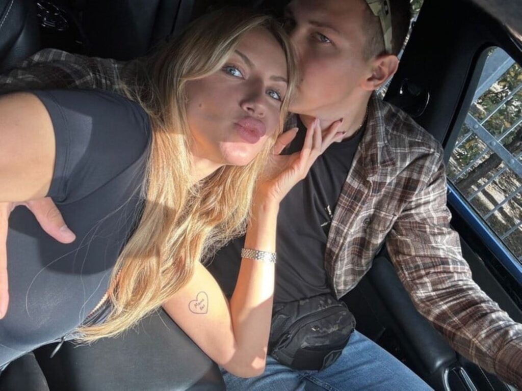 "Усе, що я знаю, не підштовхнуло мене виїхати з країни". Бойфренд Нікітюк розповів про свою службу в ЗСУ "Усе, що я знаю, не підштовхнуло мене виїхати з країни". Бойфренд Нікітюк розповів про свою службу в ЗСУ