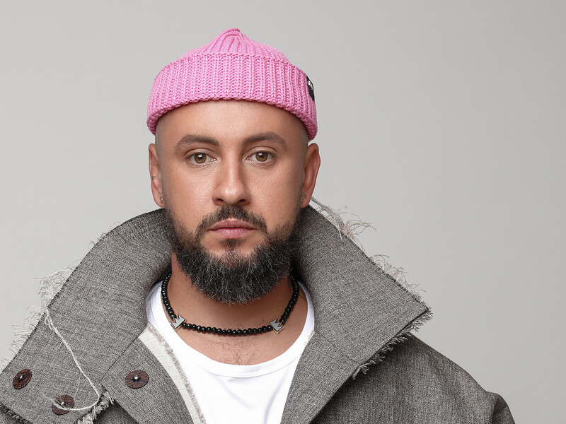 Monatik і Tumazar презентували пісню "Мила не плач". У ній є куплет китайською мовою. Аудіо Monatik і Tumazar презентували пісню "Мила не плач". У ній є куплет китайською мовою. Аудіо