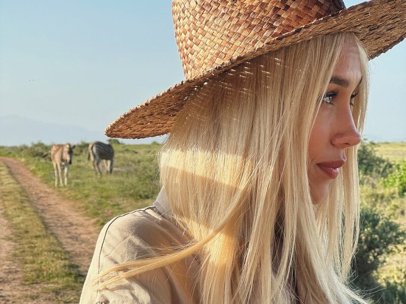 Квіткова зняла відео під час прогулянки океаном в Африці