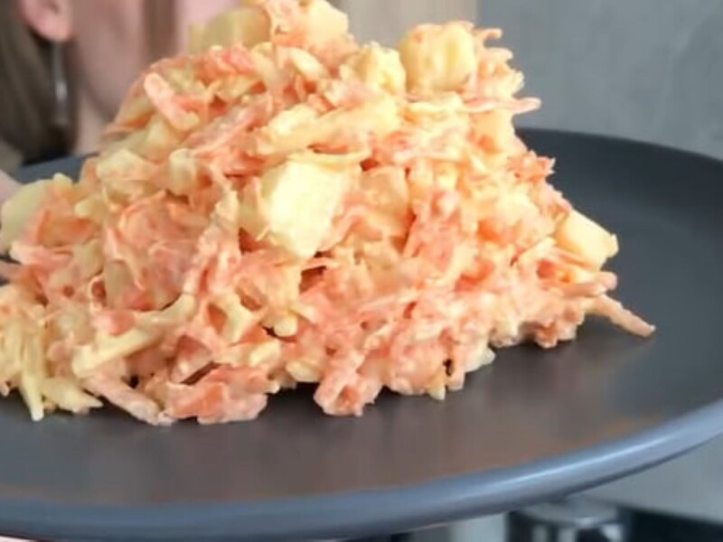 Поєднайте моркву із цим продуктом в одній тарілці - і вийде смачний, легкий і хрумкий салат Поєднайте моркву із цим продуктом в одній тарілці - і вийде смачний, легкий і хрумкий салат