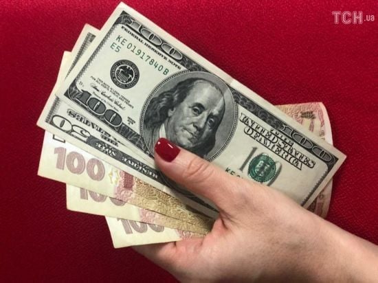 Курс валют на 8 жовтня: скільки коштуватимуть долар, євро і злотий