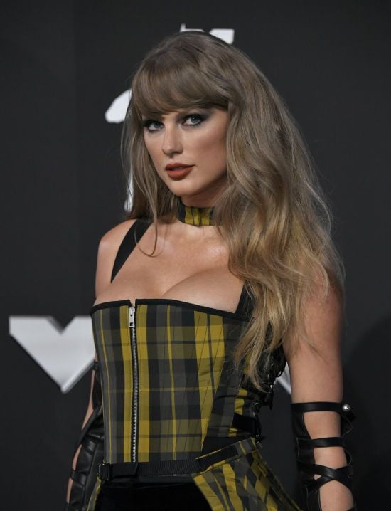 Обігнала Ріанну: Forbes назвав ім'я найбагатшої співачки світу