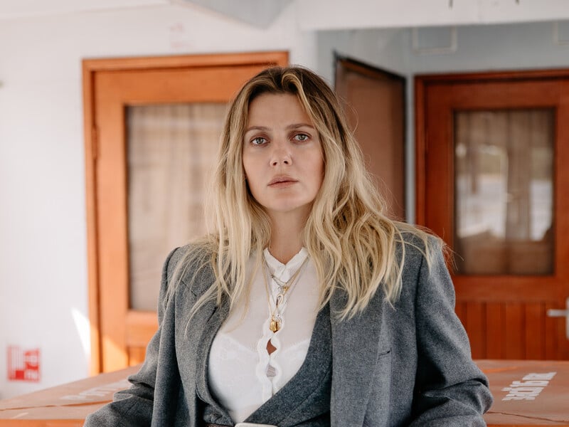 "Справжня любовна лірика". Kola презентувала нову пісню про любов, яка долає життєві негаразди. Відео