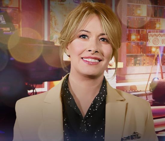 Олена Кравець замилувала фото з молодшими 8-річними дітьми вдома: "Рідкісні хвилини"