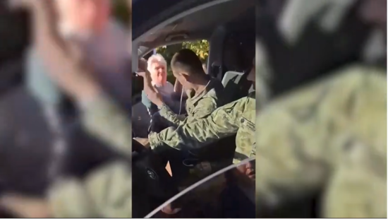 На Закарпатті жінки атакували і погрожували розбити авто прикордонників — що сталося (відео)