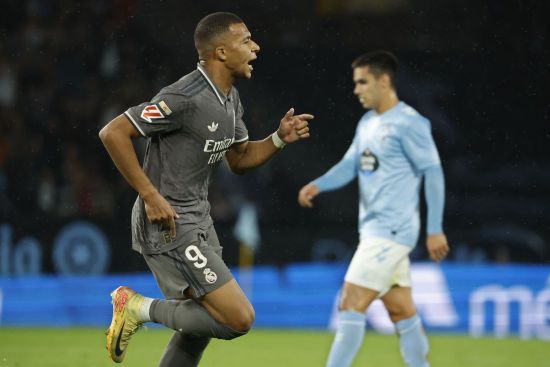 "Реал" з ефектним голом Мбаппе здобув непросту перемогу та наздогнав "Барселону" в Ла Лізі (відео)