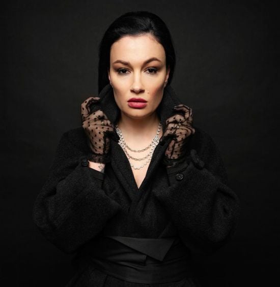 Приходько емоційно рознесла закиди "чому не державною" і дорікнула за цькування російськомовних