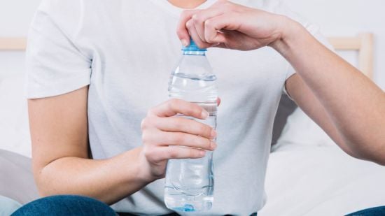 Лікарі назвали кількість води, яку треба пити для здоров’я серця та суглобів Лікарі назвали кількість води, яку треба пити для здоров’я серця та суглобів