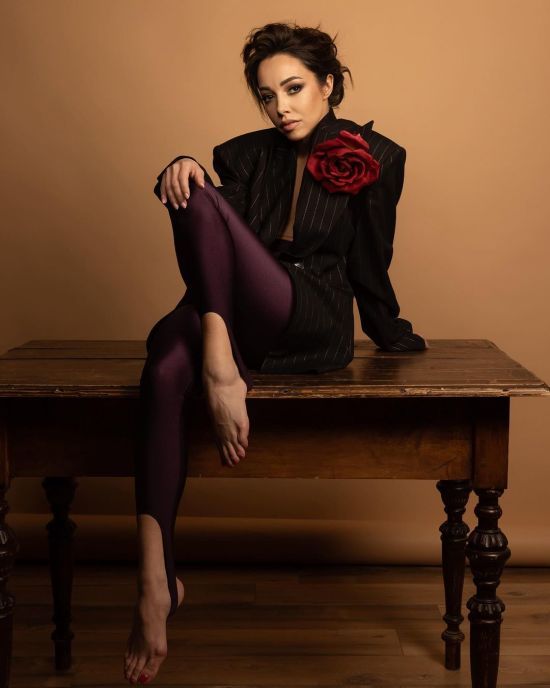 Невпізнанна Катерина Кухар з білим волоссям показала, який вигляд мала до популярності