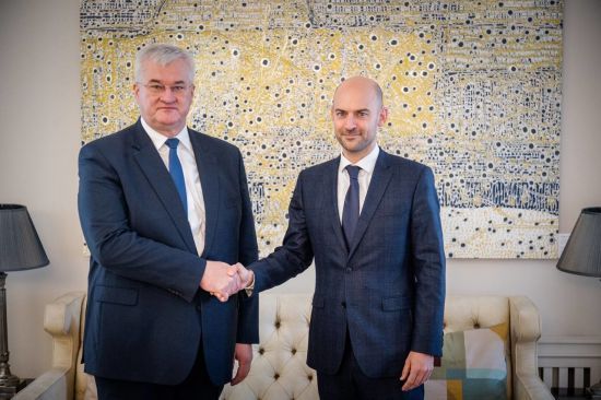 Чи запросять Україну до НАТО: глава МЗС Франції зробив обнадійливу заяву