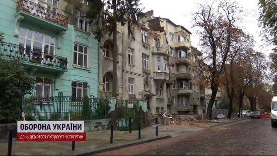 Місяць після кривавого ракетного удару по Львову: який вигляд мають вулиці, куди "прилетіли" ракети