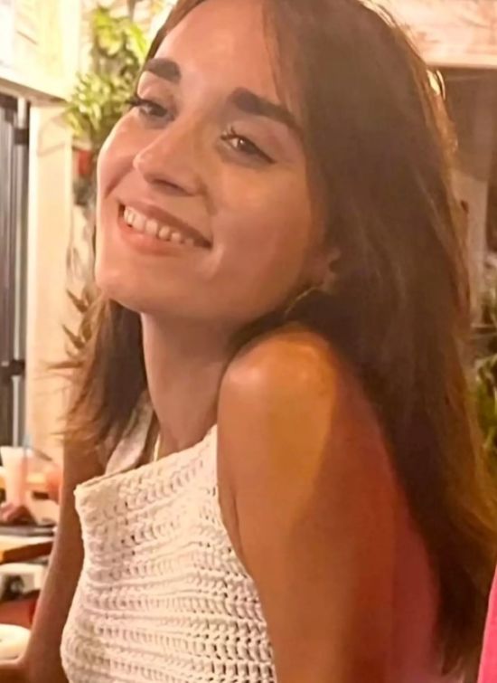 Розчавили і спалили: студентка трагічно загинула, намагаючись знайти телефон у смітнику