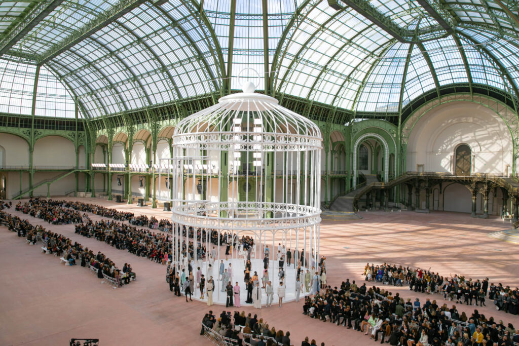 Повернення в Grand Palais: Chanel представили нову колекцію в улюбленій локації