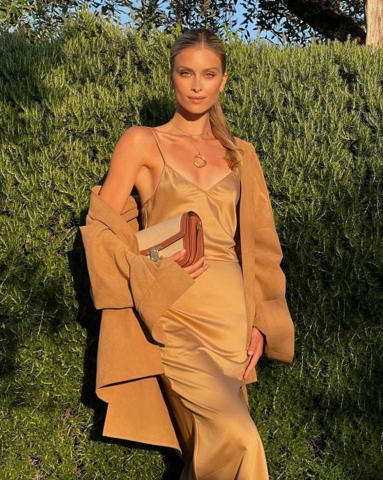 23-річна онука Софії Ротару відкрила свій бізнес за кордоном і зізналася, як заробляє