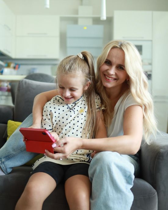 Лілія Ребрик з 6-річною донькою приміряла з однакові образи й приголомшила їхньою схожістю