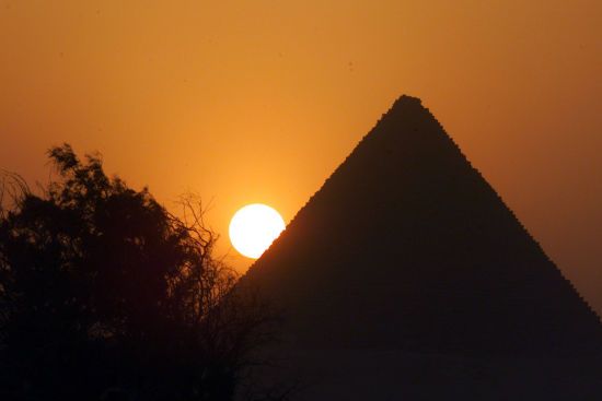 Розкрито одну з найбільших таємниць Землі – як єгиптяни переміщували каміння для пірамід