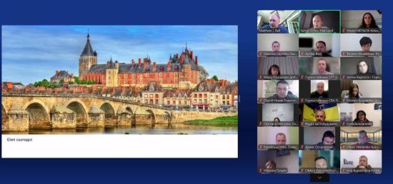 Освіта для менеджерів майбутнього. Чого навчають у Школі відновлення громад