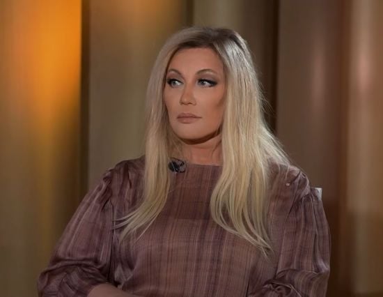 Зрадниця Повалій після відбирання майна засумувала за городом у Києві й порівняла його з російським